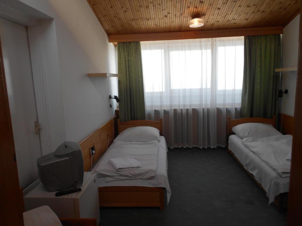 Budai Sport Hotel Budapest Room photo